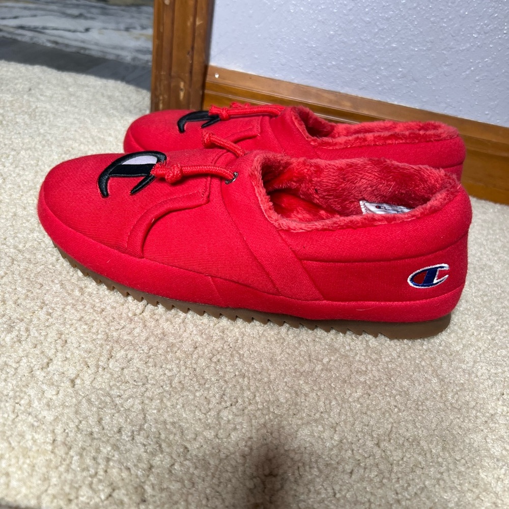 Champion Red Fleece-Lined Slippers - Picture 2 of 7